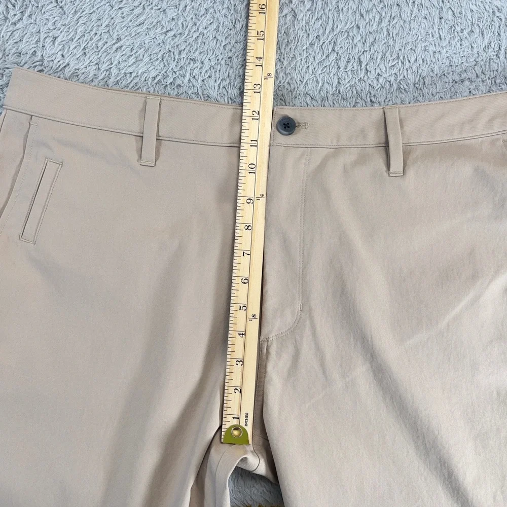 Vuori Cascade Pant Mens 38 Khaki Tan Technical Chino V427 Stretch Trousers